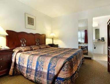 توكويلا Knights Inn & Suites Seatac Airport المظهر الخارجي الصورة